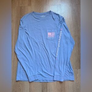 Vineyard Vines Graphic T Shirt Men's Blue Flag Pocket Logo Long Sleeve Size L